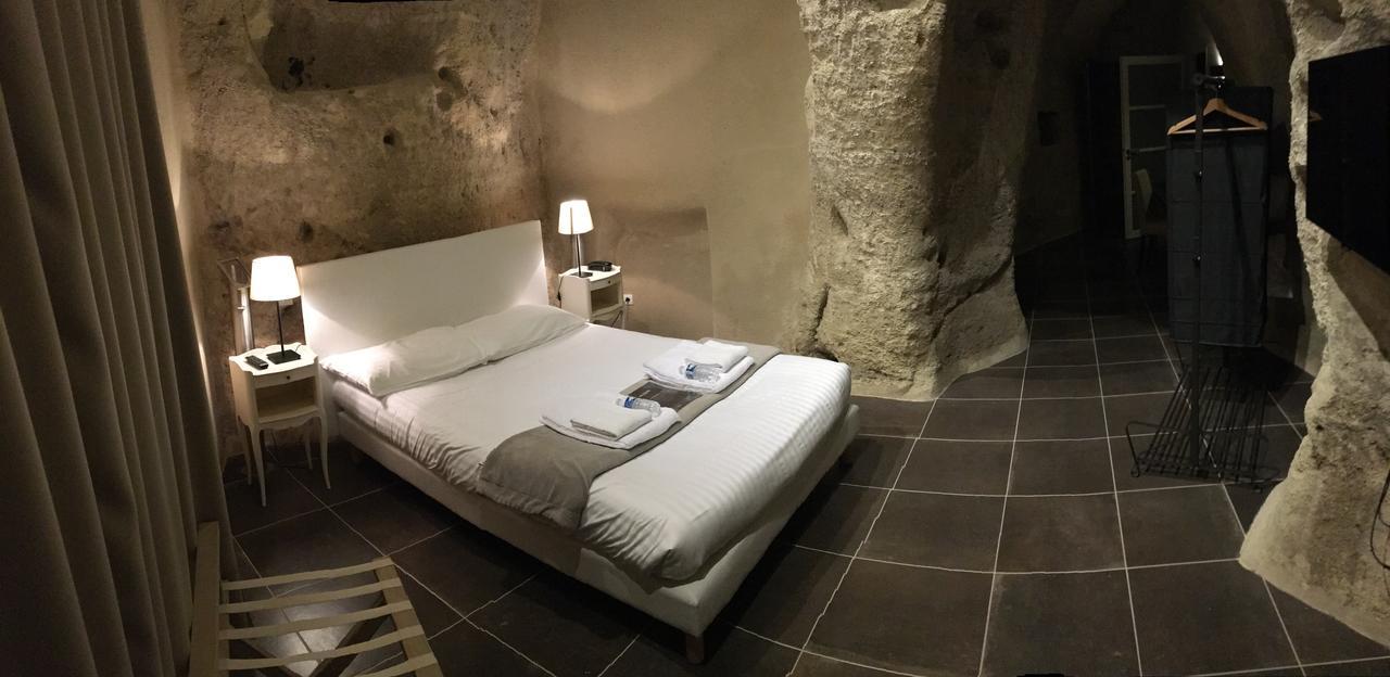 Rocaminori Hotel Louresse-Rochemenier Dış mekan fotoğraf