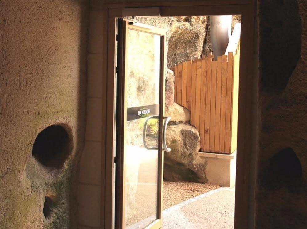 Rocaminori Hotel Louresse-Rochemenier Dış mekan fotoğraf