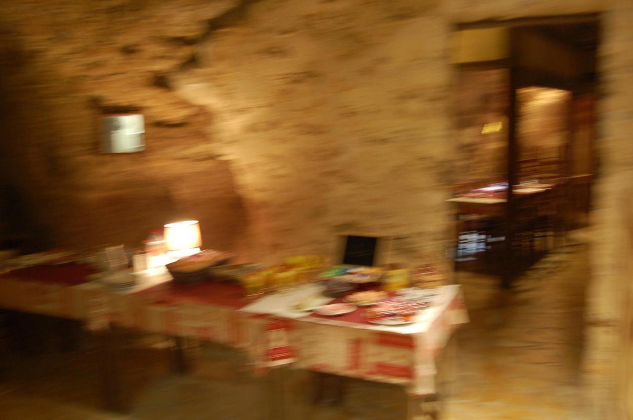Rocaminori Hotel Louresse-Rochemenier Dış mekan fotoğraf